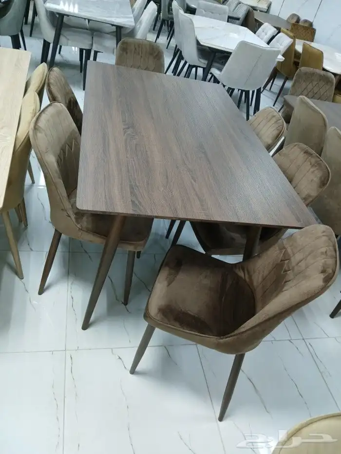طاولات طعام متنوعه 20