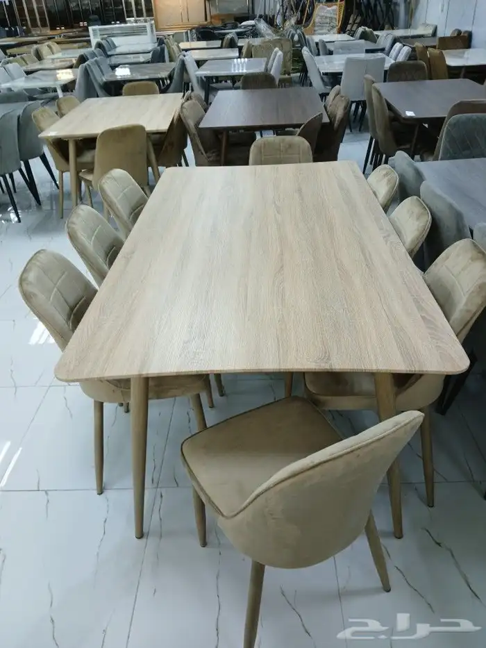 طاولات طعام متنوعه 18