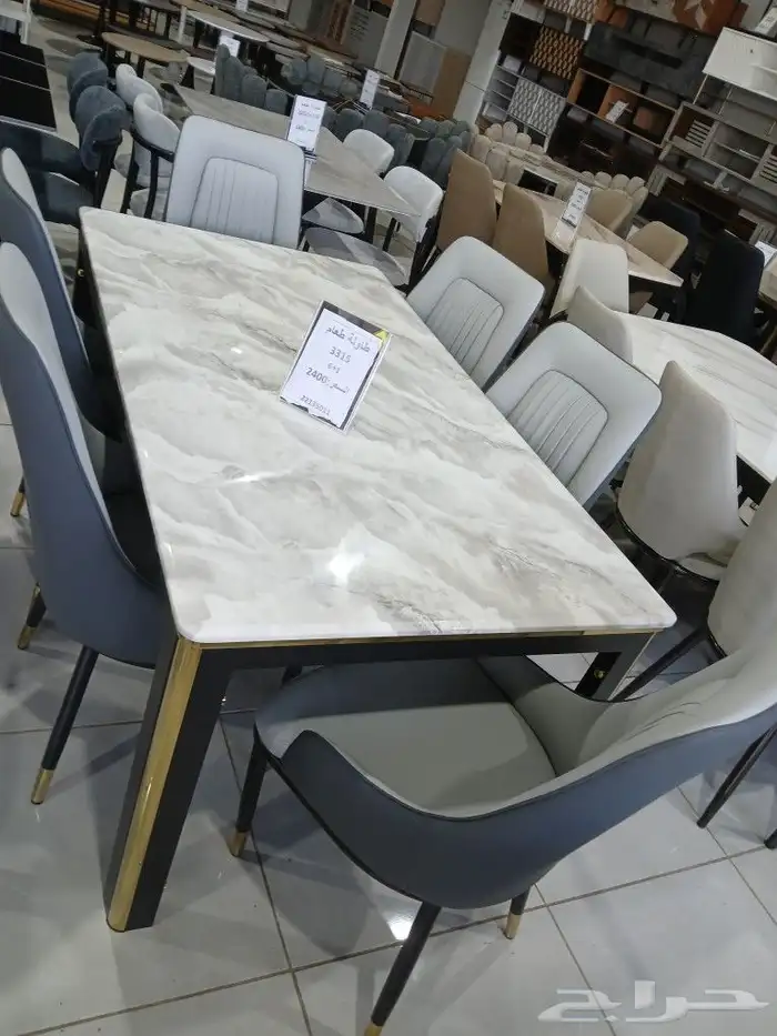 طاولات طعام متنوعه 4