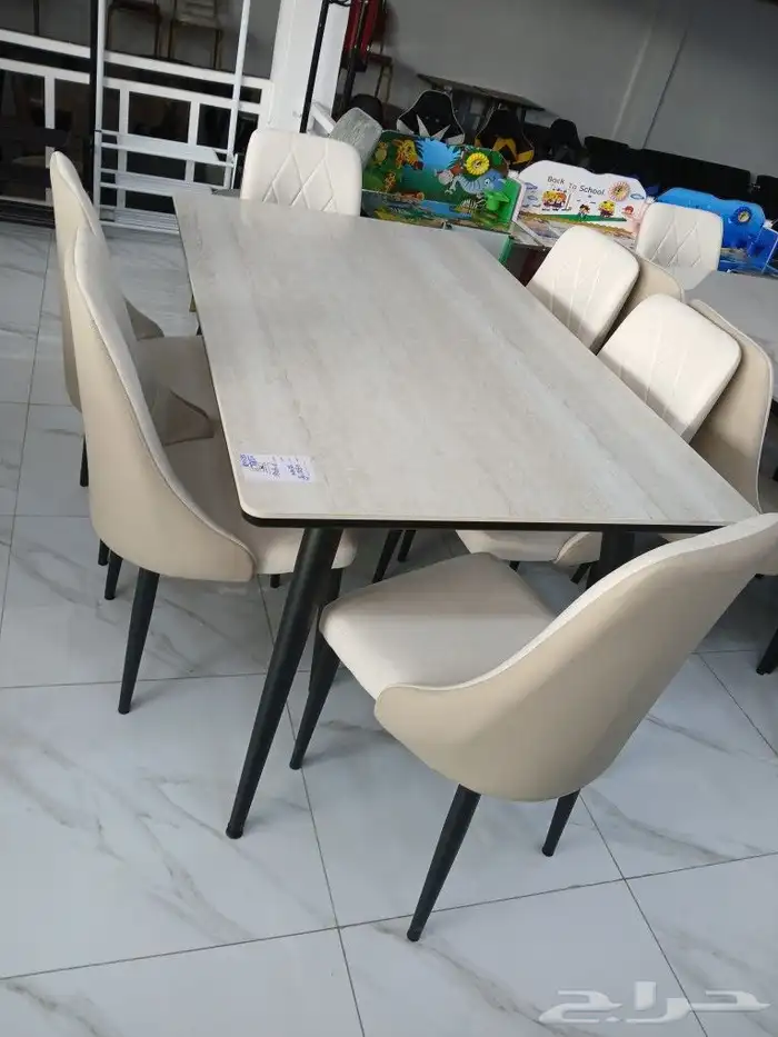 طاولات طعام متنوعه 28