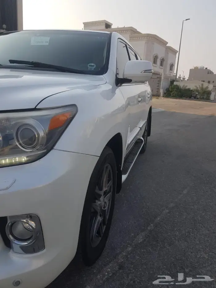 جيب لكزس LX570 تم البيع تم البيع 3