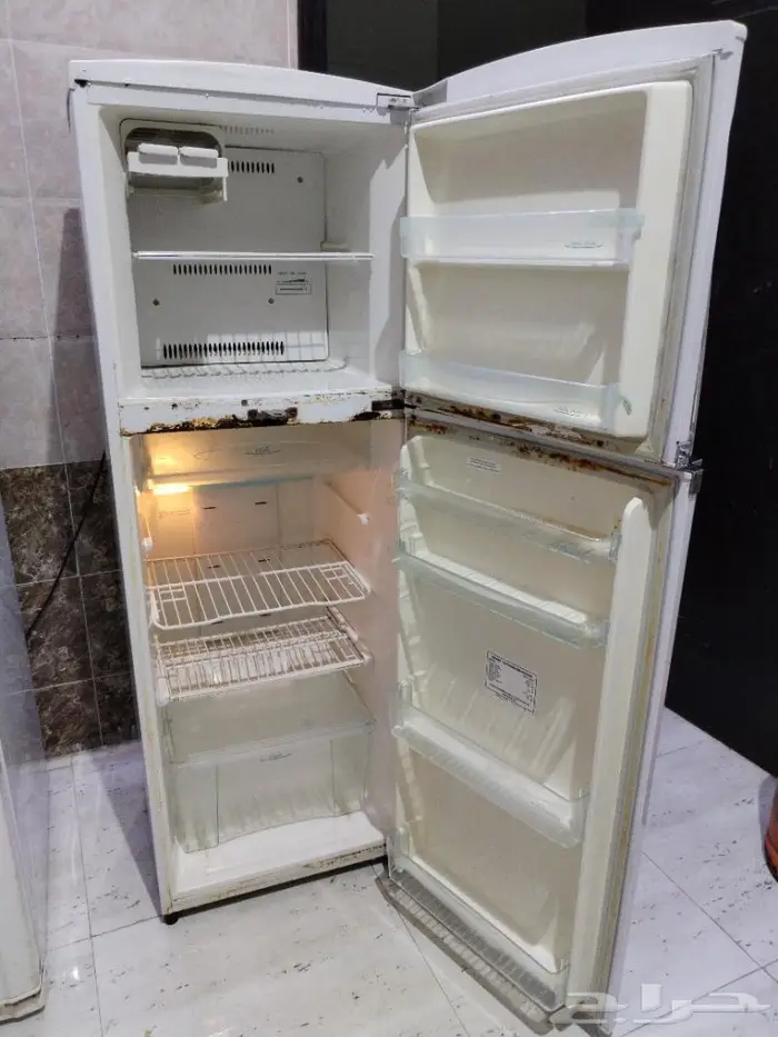 ثلاجة و مجمده توشيبا Toshiba 7