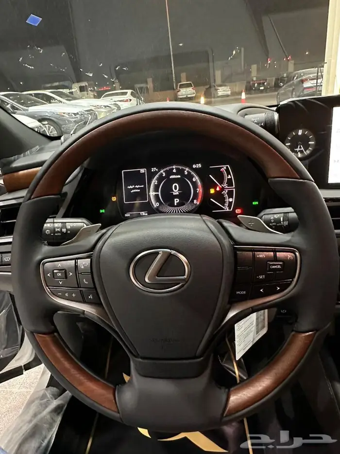 لكزس - ES350CC - بريمي - 2025- بسعر مغري 6