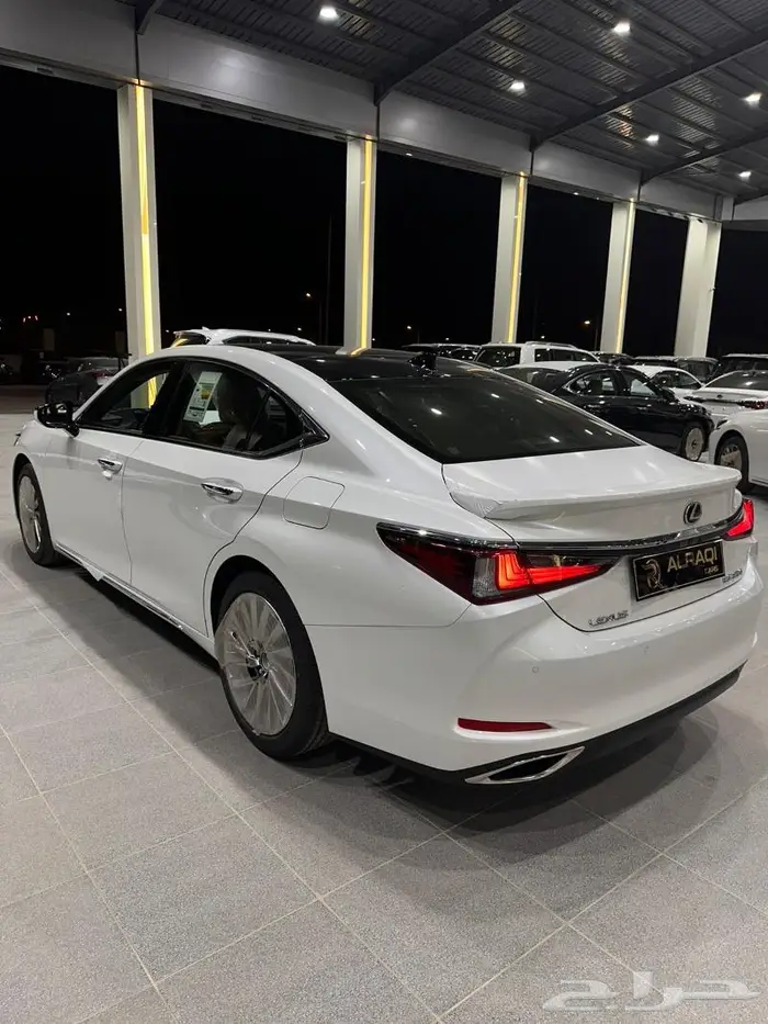 لكزس - ES350CC - بريمي - 2025- بسعر مغري 11