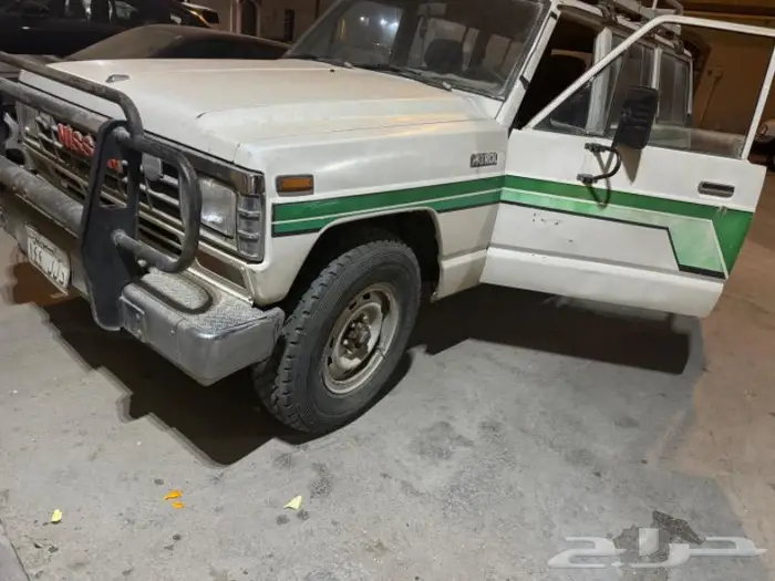 جيب بترول 84 نظيف للبيع او بدل 2