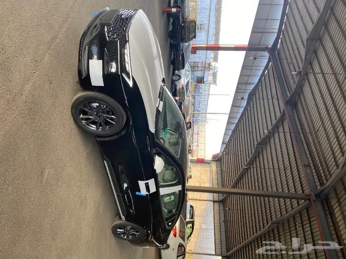 فورد تورس ترند 2025 اللون اسود 6