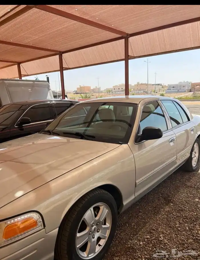 فورد كراون فكتوريا 2012 (تم البيع) 5