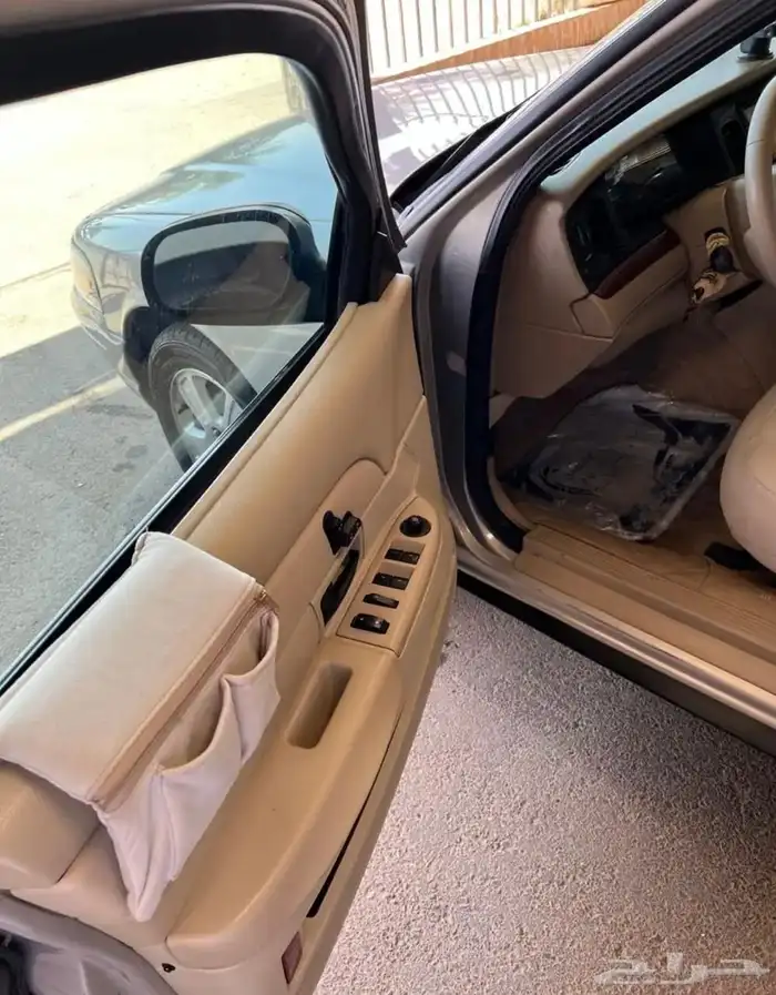 فورد كراون فكتوريا 2012 (تم البيع) 2