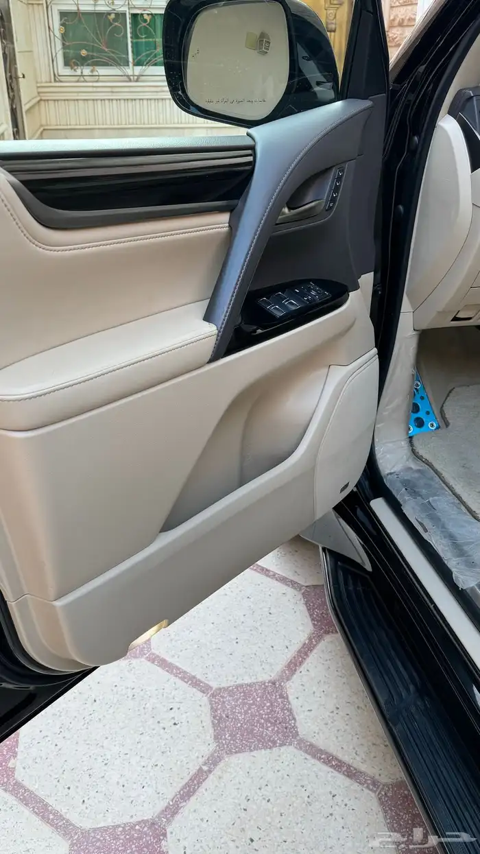 تم البيع تم البيع جيب لكزس 2018 LX 570 10