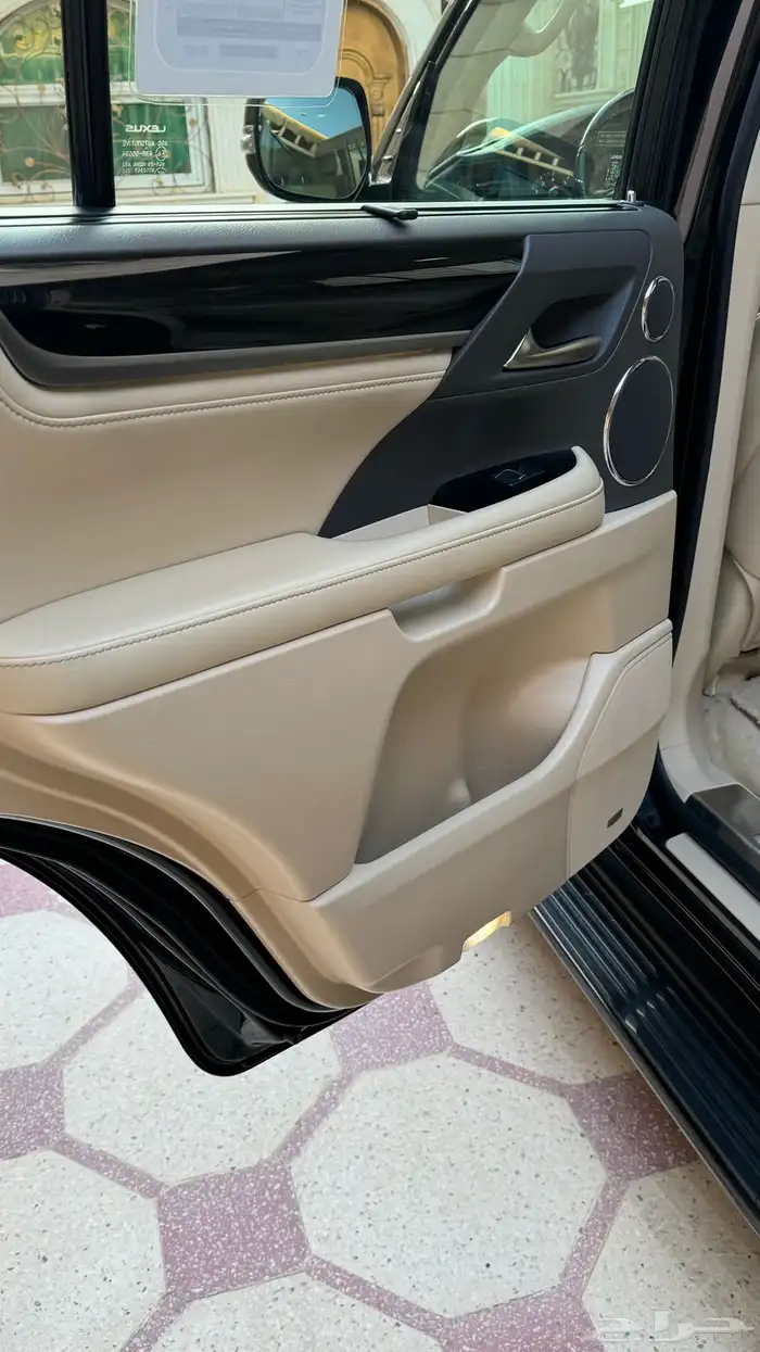 تم البيع تم البيع جيب لكزس 2018 LX 570 13