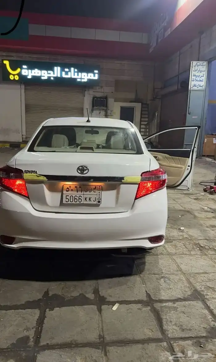 ورشه سمكره وبويه لي اصلاح جميع انواع السيارات 31