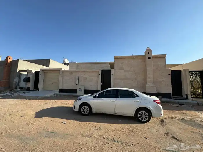 فيلا دور في حي المدائن للبيع 0