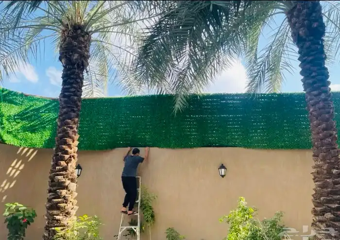 شبك عشبي اخضر للحدائق والاستراحات 0