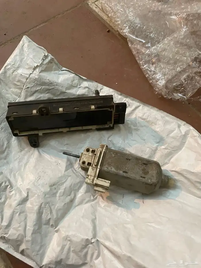 قطع واكسسوارات لكزس مستعمله جي اس 300 Gs300 موديل 1999 5