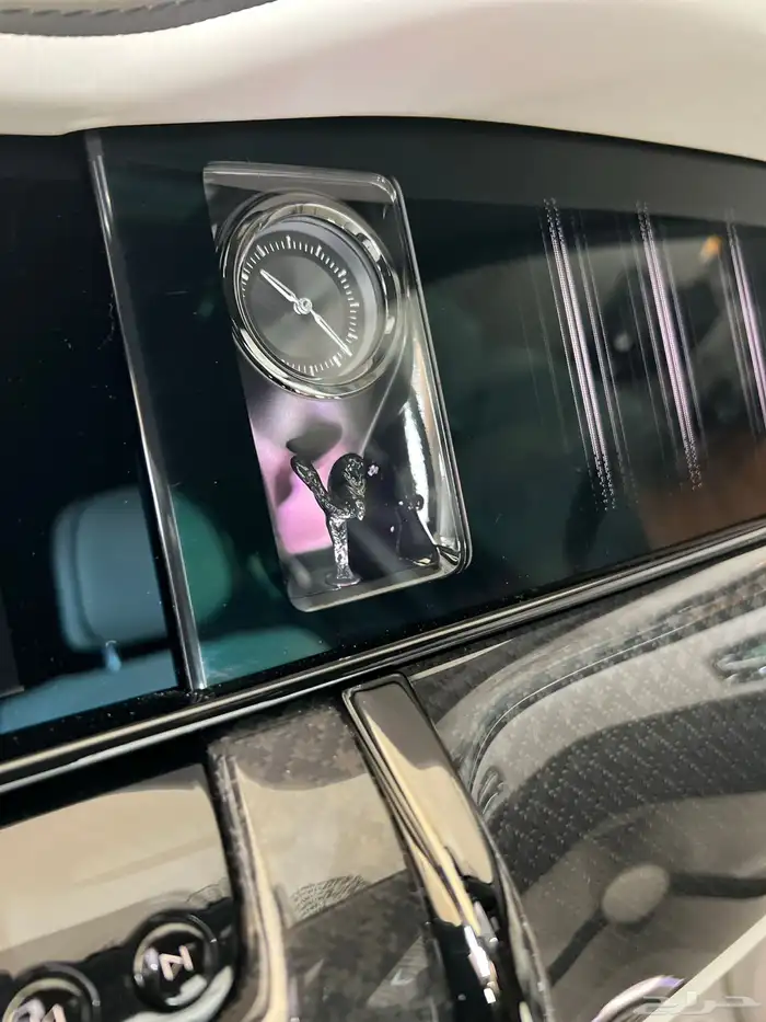 كولينان بلاك بادج - Rolls-Royce Cullinan Black Badge 2025 15