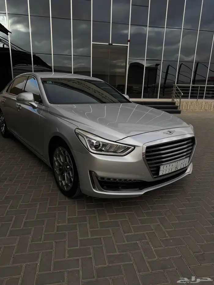 للبيع العاجل Genesis G90 20