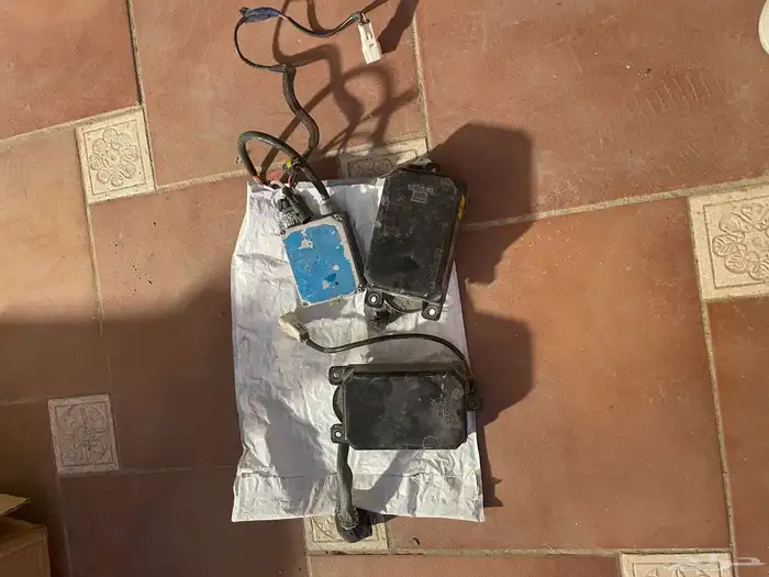 قطع واكسسوارات لكزس مستعمله جي اس 300 Gs300 موديل 1999 4