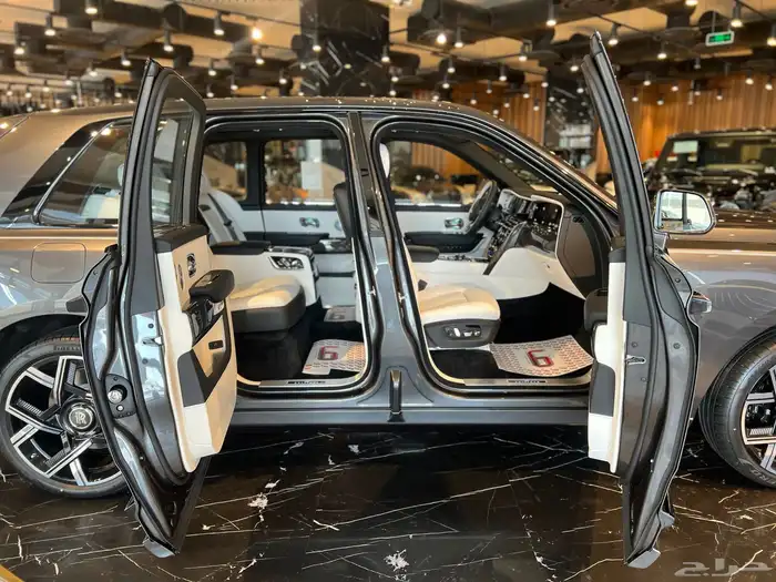 كولينان بلاك بادج - Rolls-Royce Cullinan Black Badge 2025 5