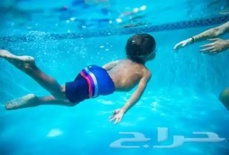 مدرب سباحة متخصص تعليم وتدريب وتعليم ذوي الاحتياجات الخاصة 1