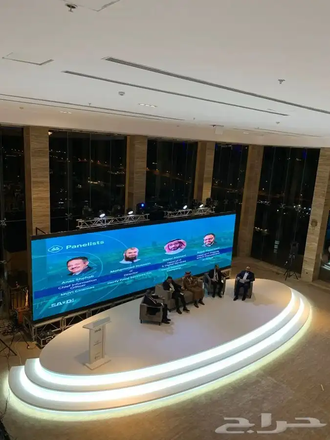 تاجير وتنظيم المعارض والمؤتمرات شاشات اضاءات 3