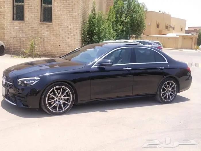 مرسيدس E200 AMG 4