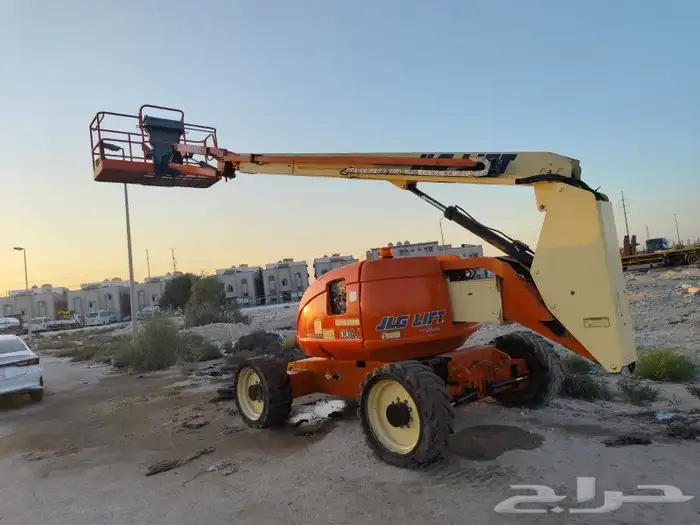 سيزرلفت مانلفت كهرباء وديزل للايجار في البلد روافع شوكية 1