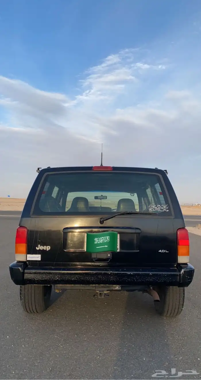 للبيع جيب شيروكي سبورت2000 0