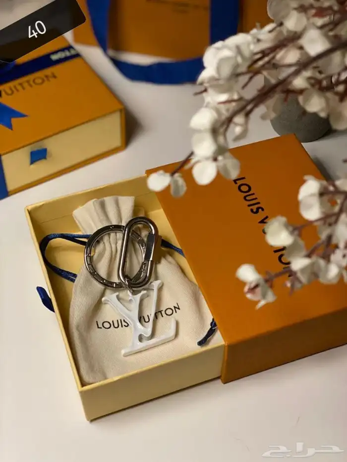 ميداليات لويس فيتون ماستر كوالتي متنوعة 1