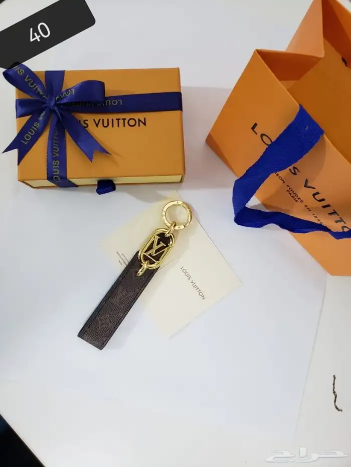 ميداليات لويس فيتون ماستر كوالتي متنوعة 2