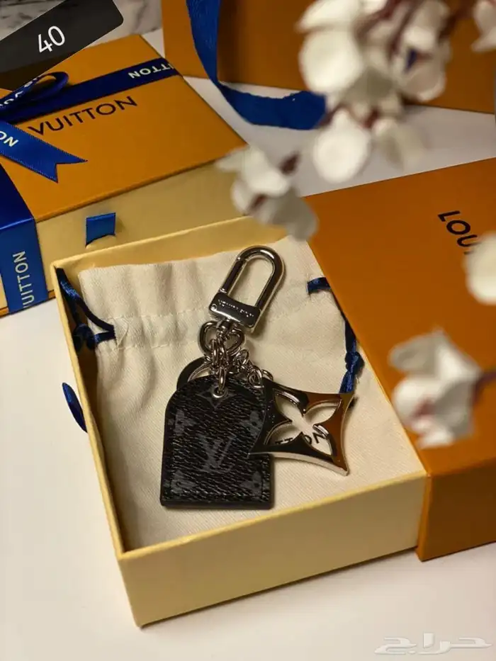 ميداليات لويس فيتون ماستر كوالتي متنوعة 15