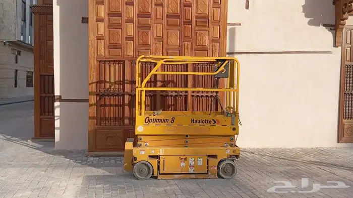 سيزرلفت مانلفت كهرباء وديزل للايجار في البلد روافع شوكية 4