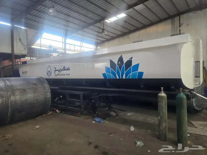 تريله 30 طن معا قاعده بيبي 14مستخدمه 7