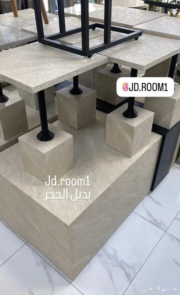 طاولات مرايا و زجاج 71