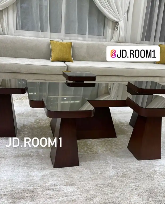 طاولات مرايا و زجاج 25
