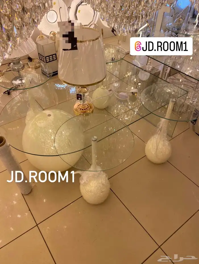طاولات مرايا و زجاج 10