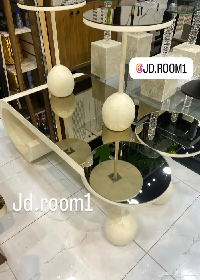 طاولات مرايا و زجاج 0
