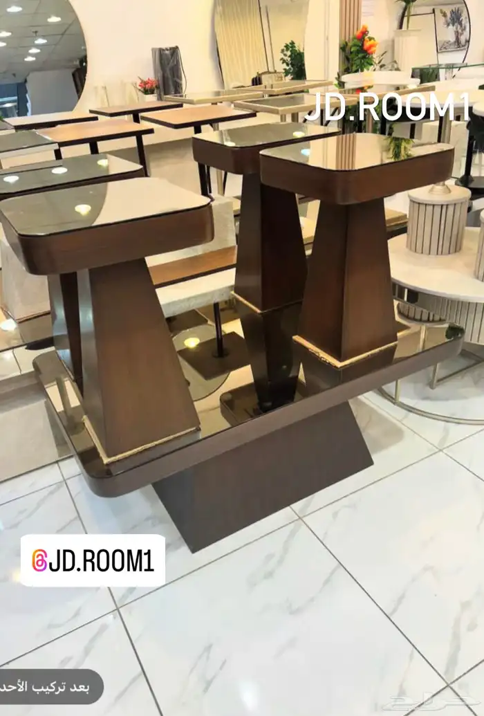 طاولات مرايا و زجاج 23