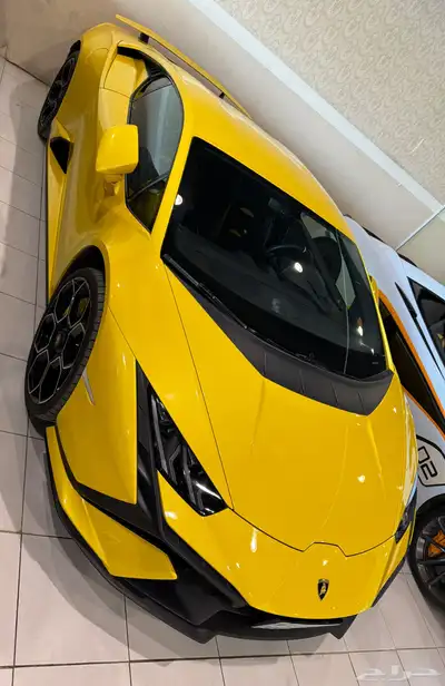 Lamborghini hurcan tecnica 2023 for rent 1