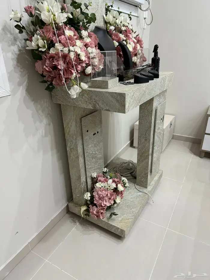 عربية ملكة 0