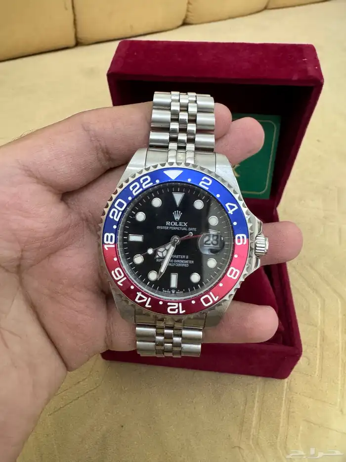 ساعة رولكس مطابقة للأصل نادرة الاستخدام 2