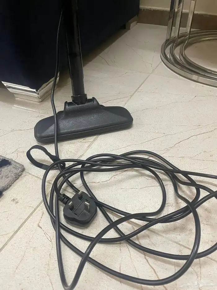 مكنسة بحالة ممتازة و شبه جديدة 4
