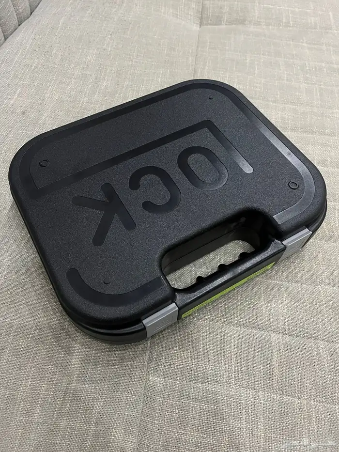 للبيع شنطة جلوك (100 ريال) 0