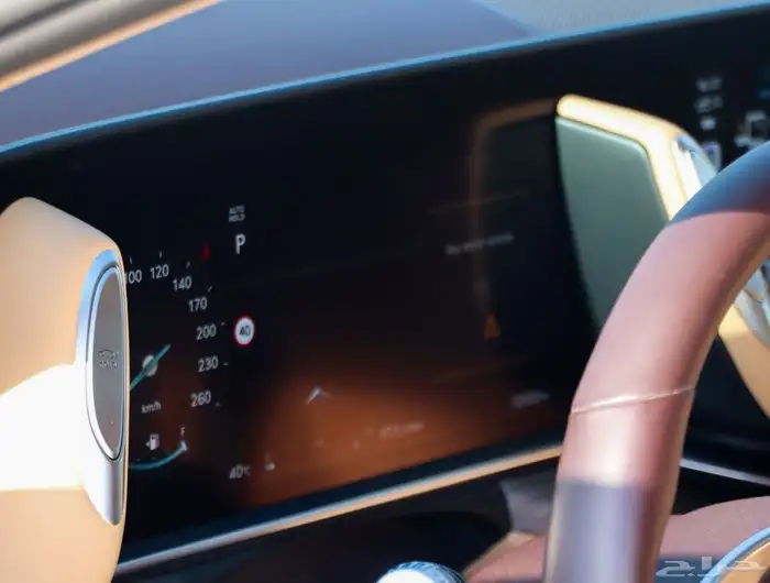 جنيسيس Genesis Royal AWD G90 4