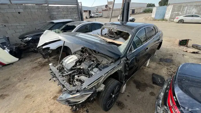 قطع غيار تشليح هونداي ازيرا 2022 5