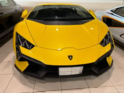 Lamborghini hurcan tecnica 2023 for rent 0