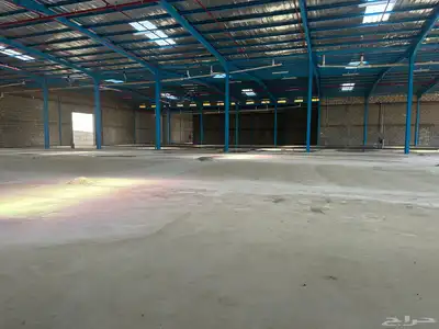 مستودع بمبنى إداري للايجار بحي النخيل 23