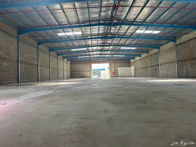 مستودع بمبنى إداري للايجار بحي النخيل 1