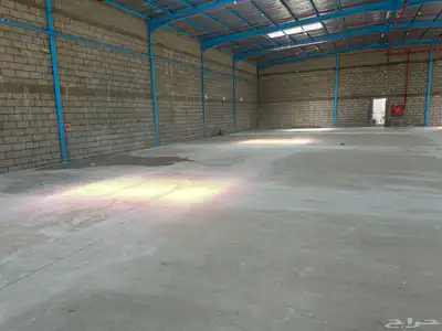 مستودع بمبنى إداري للايجار بحي النخيل 15
