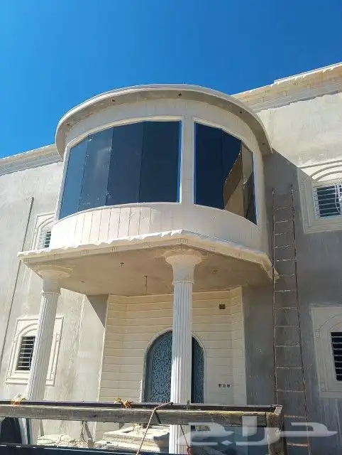 فني تركيب زجاج سكريت 4