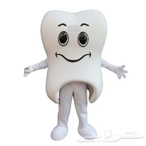 ازياء مجسم سن سليم مع تاج وفرشاه صفراء تستهدف عيادات اسنان 2